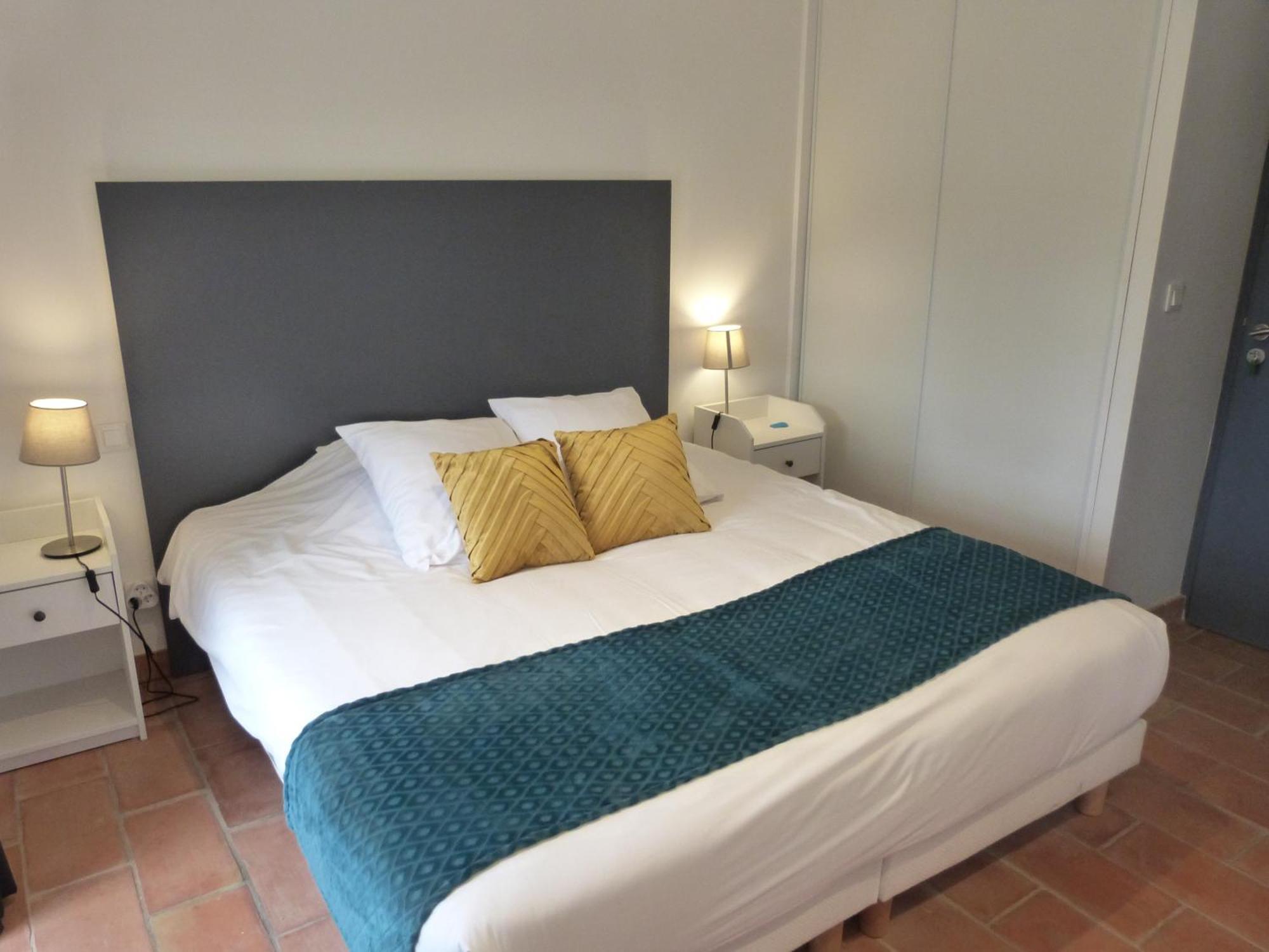 Prieure De Grignan Hotel Luaran gambar